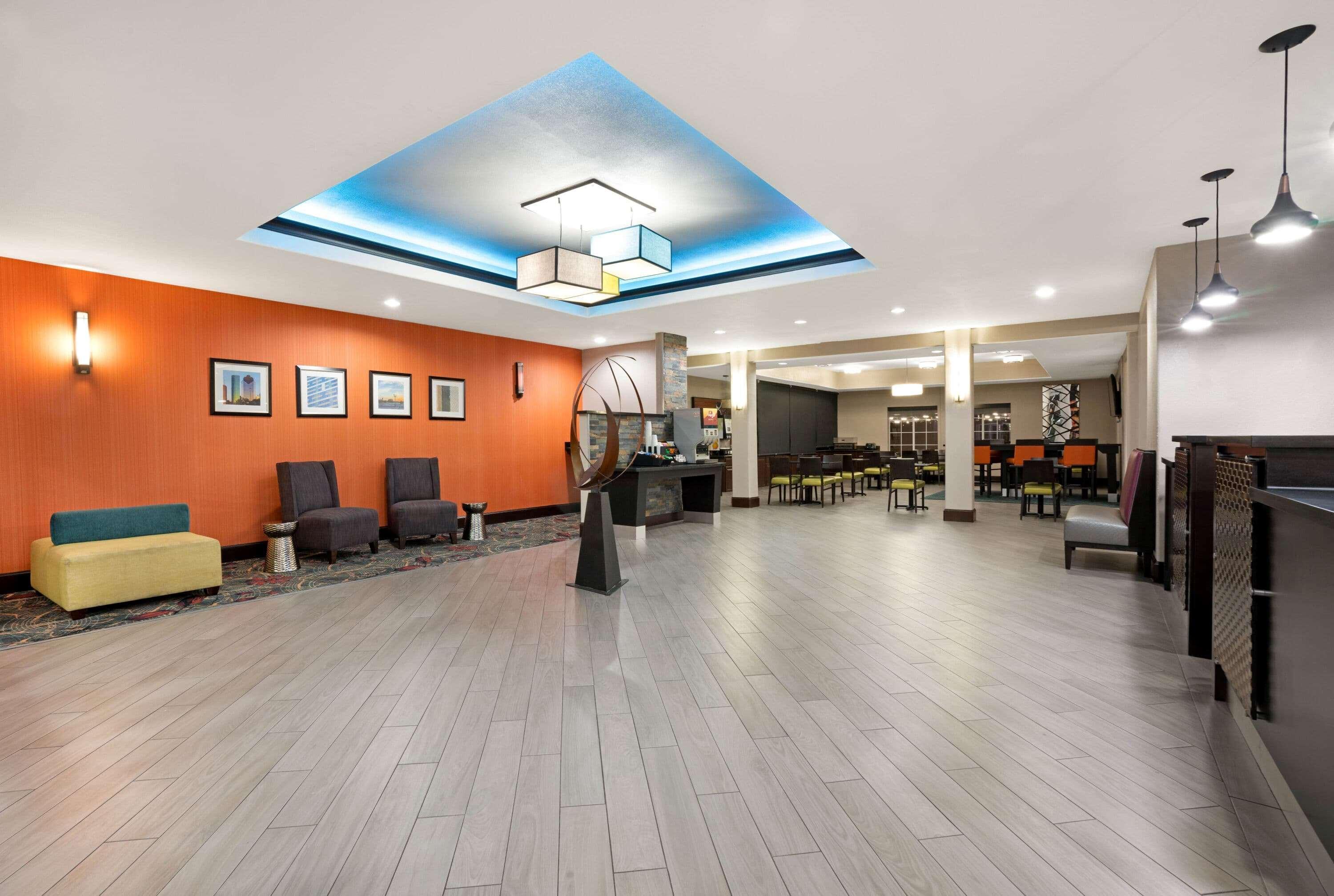 La Quinta By Wyndham Houston Iah Bush Intl Airport E Hotel Humble Exterior photo